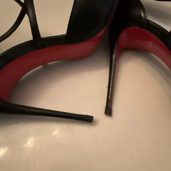 Christian Louboutin Suzanna size 38 - Picture 4 of 7